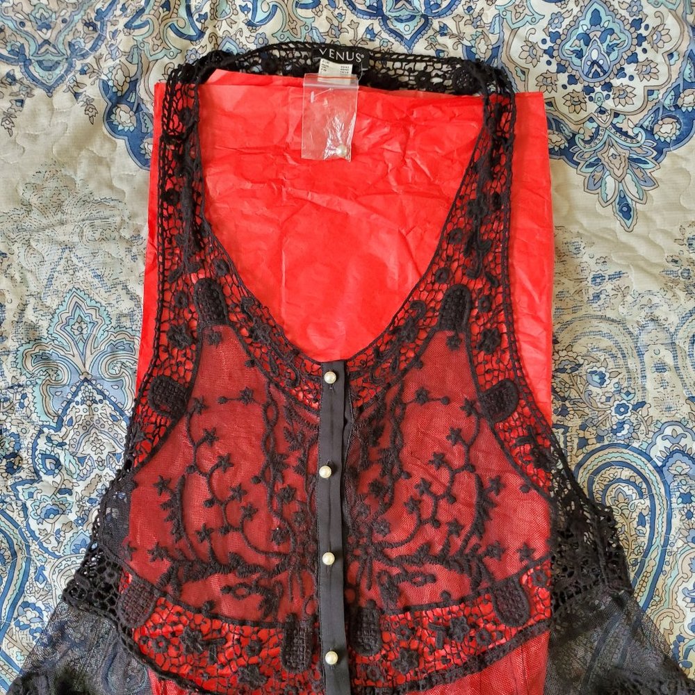 VENUS Racerback Lace Top